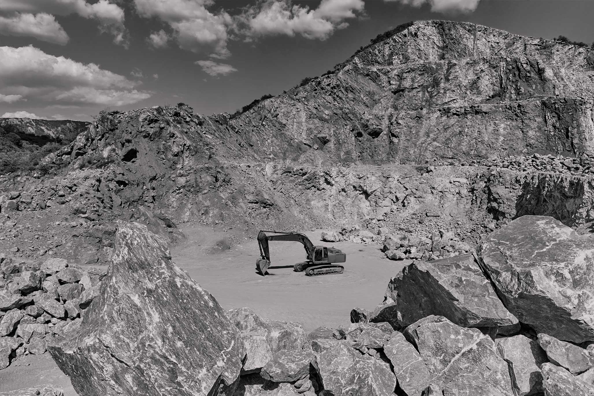 heavy-machinery-works-at-a-quarry-2025-02-02-14-58-19-utc